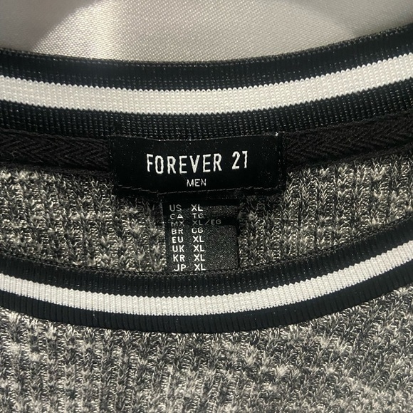 Like New - Forever 21 super soft sweater tee - Picture 2 of 3